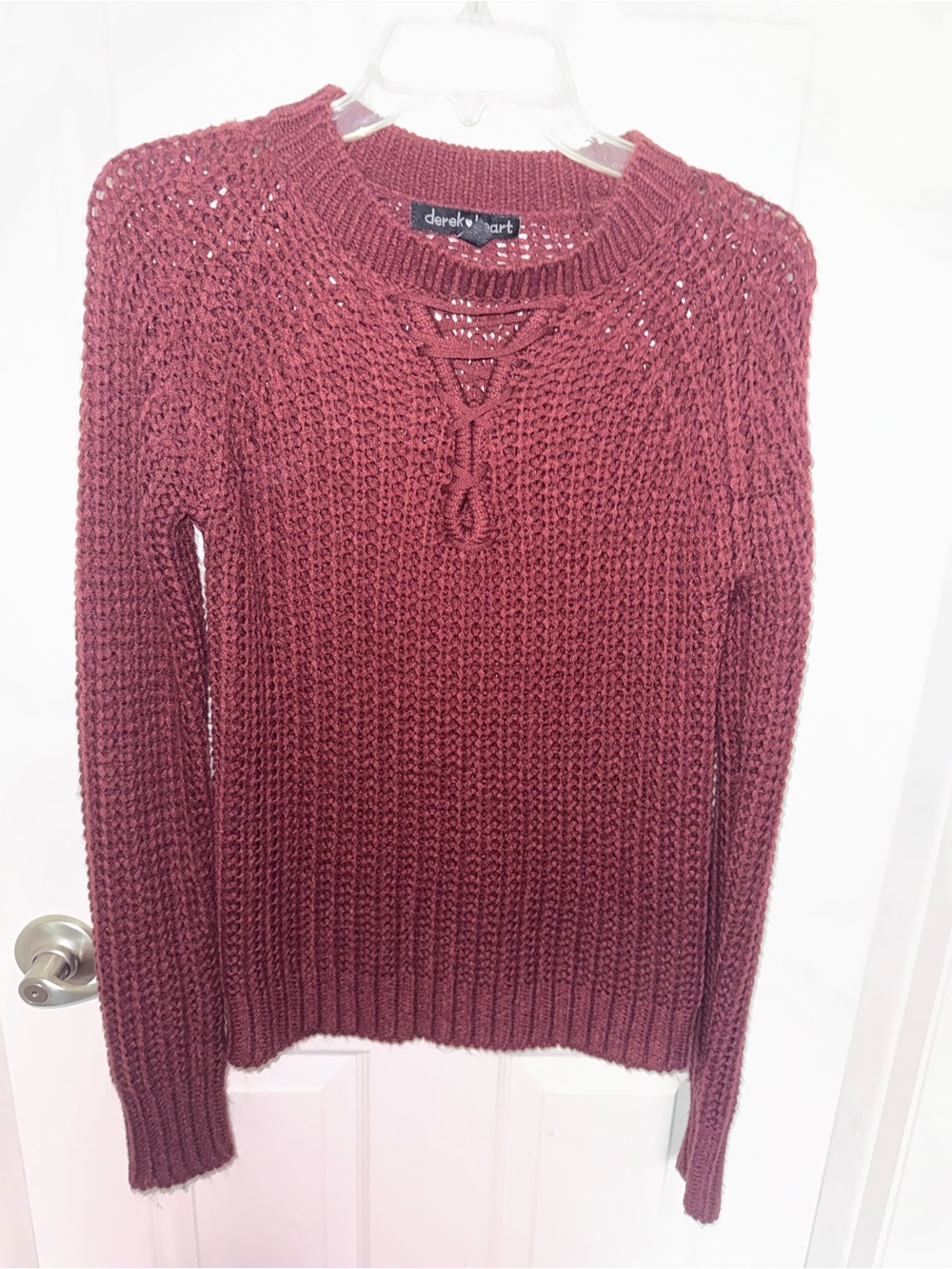 Derek Heart Open-Knit Crewneck Sweater in Wine